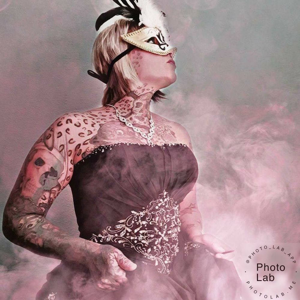 Meet your Posher, Ashley